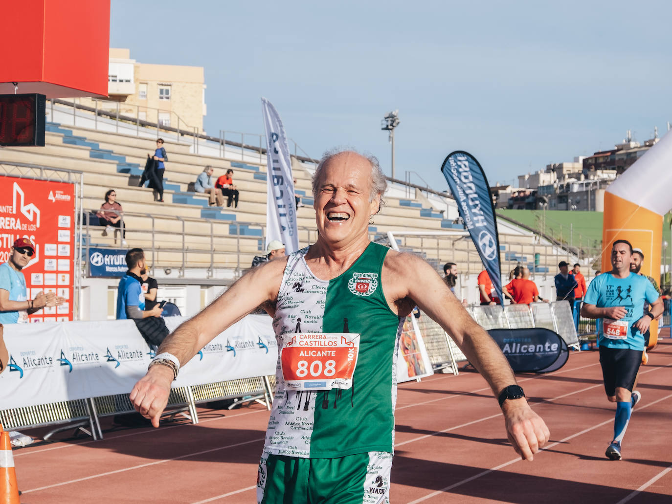 Fotos: Búscate en la Carrera de los Castillos de Alicante