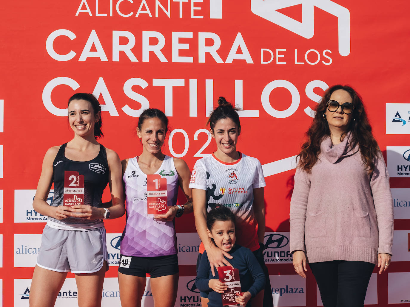 Fotos: Búscate en la Carrera de los Castillos de Alicante