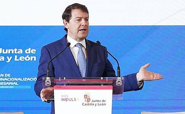 Alfonso Fernández Mañueco, este lunes durante la declaración institucional. 