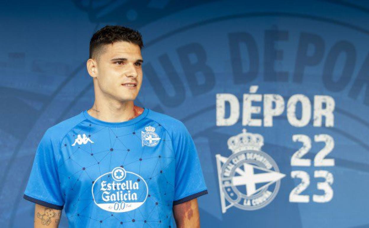 El lateral izquierdo Alberto Retuerta 