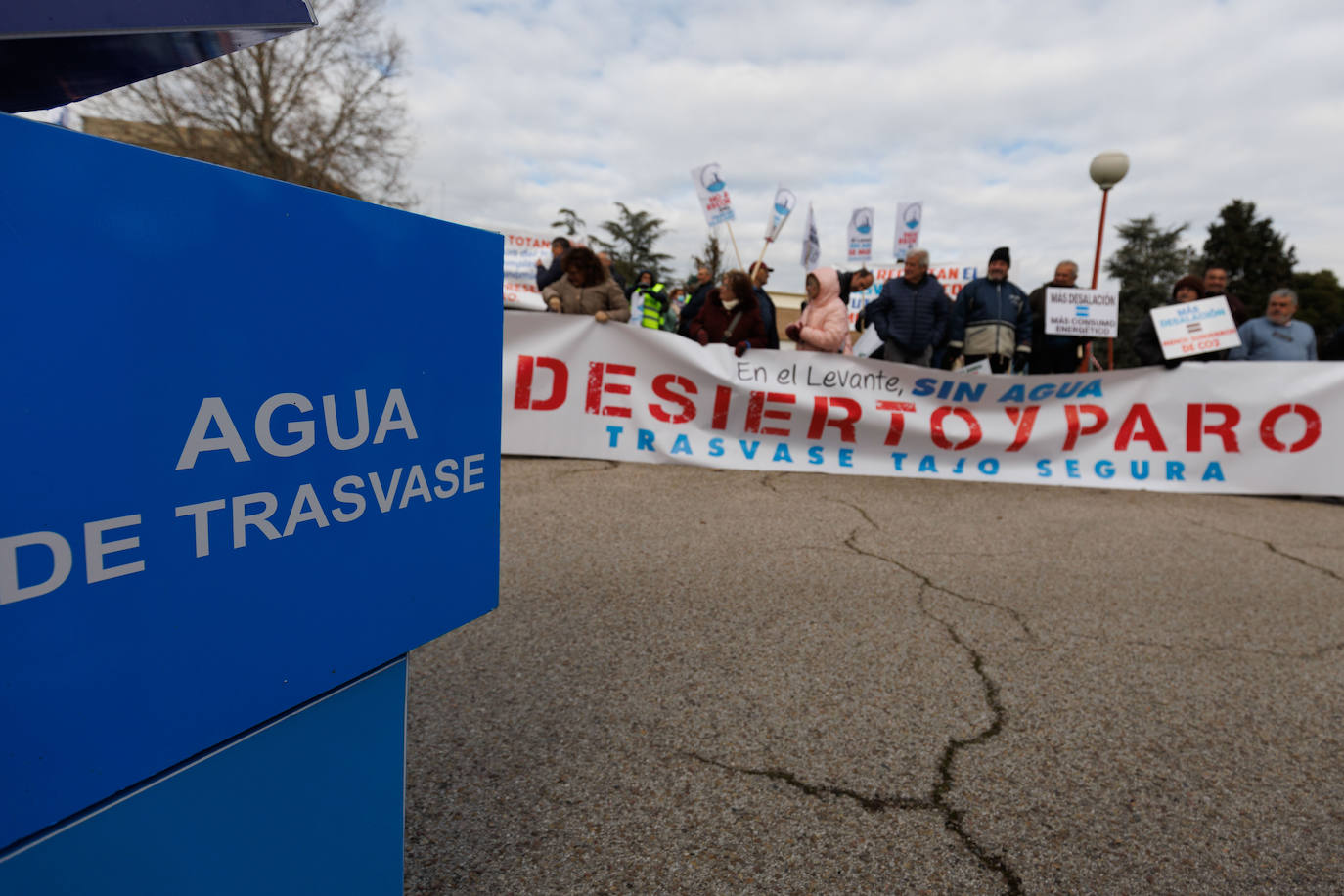 El Consell anuncia una rebaja en el agua desalada que Europa prohíbe