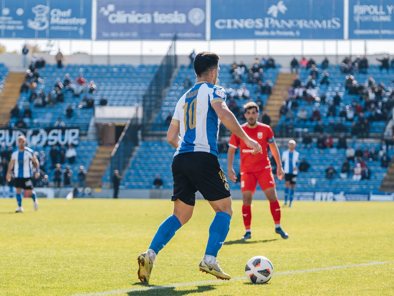 Fotos: El partido del Hércules contra el Prat en imágenes
