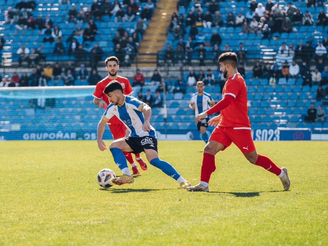 Fotos: El partido del Hércules contra el Prat en imágenes