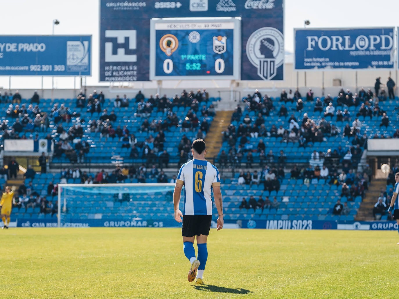 Fotos: El partido del Hércules contra el Prat en imágenes