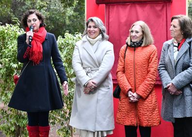 Imagen secundaria 1 - Varios momentos de la inauguración del parque 'Damas del fuego'.