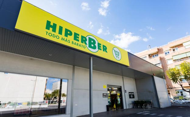 Uno de los supermercados Hiperber en Alicante