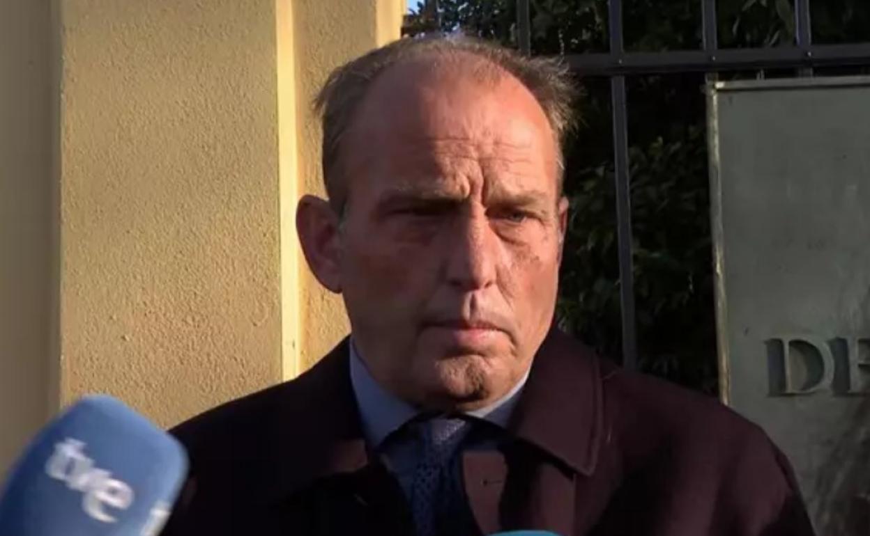 Juan José Jiménez, padre del caballero legionario Alejandro Jiménez, quien falleció durante unas maniobras en Agost. 