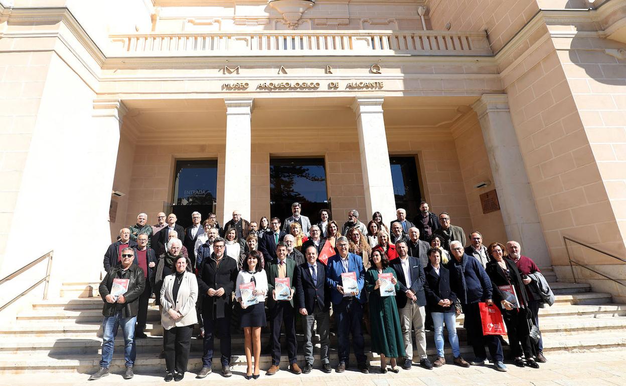 Cultura en Alicante | Un repaso por la gastronomía y el turismo de Alicante en la revista 'Canelobre'