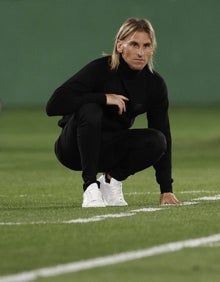 Imagen secundaria 2 - Imágenes del encuentro disputado este sábado en el Martínez Valero. 