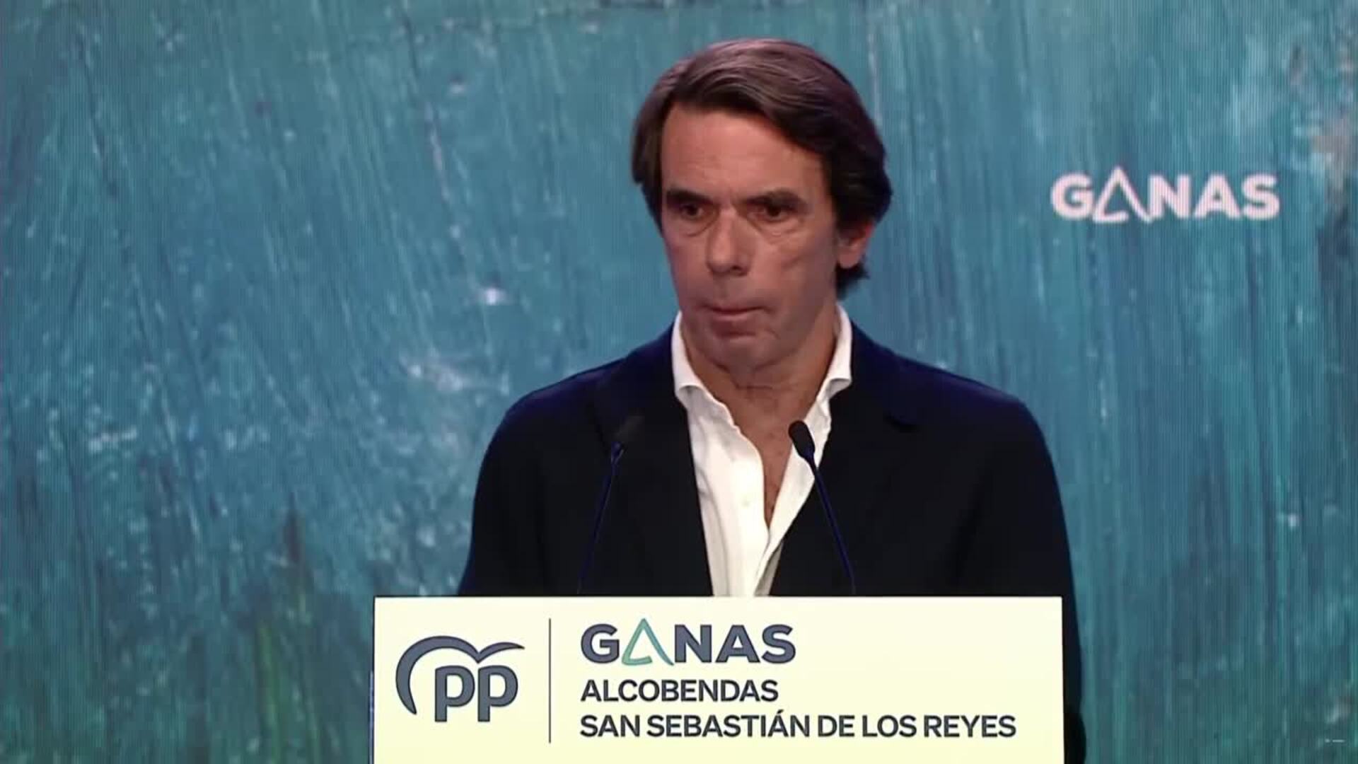 Aznar llama a concentrar el voto de centroderecha en el PP