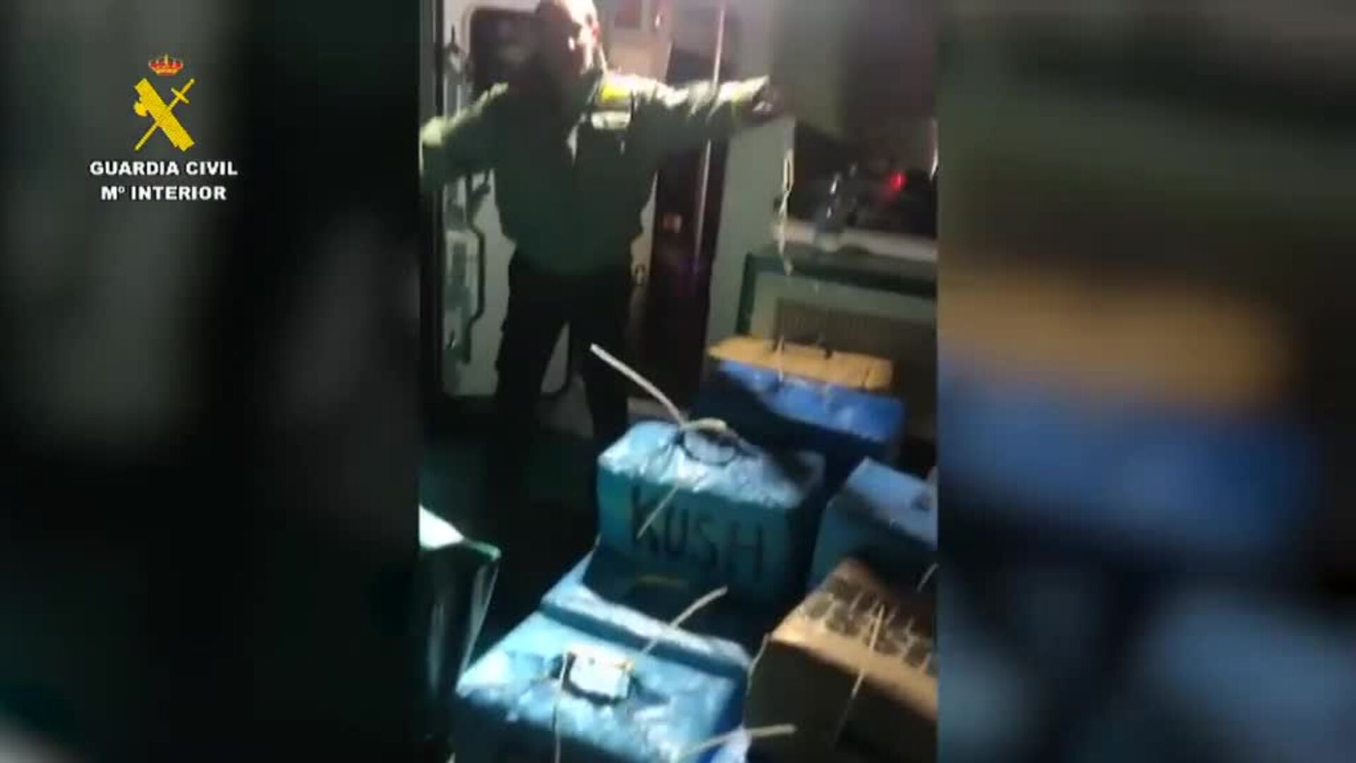 La Guardia Civil intercepta cuatro toneladas de hachís en una angulera en el río Guadalquivir