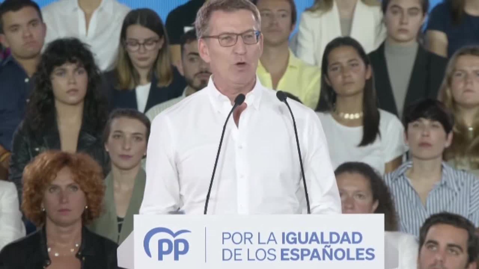 Feijóo: "Defenderemos la igualdad de los españoles aunque nos cueste la Presidencia"