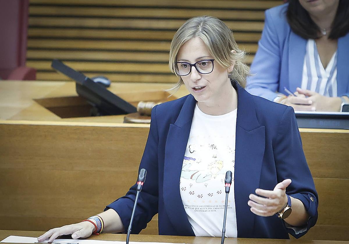 La portavoz adjunta del Grupo Popular en Les Corts, Laura Chulià,