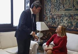 El presidente de la Generalitat, Carlos Mazón, recibe a la delegada del Gobierno en la Comunitat, Pilar Bernabé.