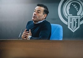 Paco Peña, secretario técnico del Hércules.