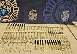 Joyas robadas por la pereja.