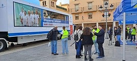 El tráiler está instalado en la Plaza del Congreso Eucarístico hasta este viernes.