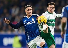 Aleix Febas, durante el choque ante el Oviedo.