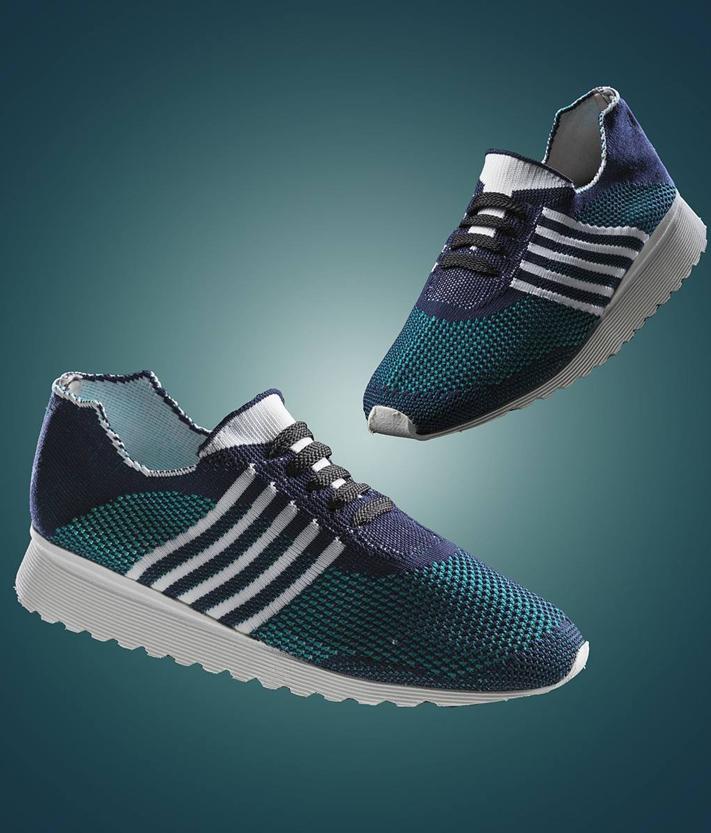 Imagen secundaria 2 - De izquierda a derecha: vista de las nuevas instalaciones, proyecto de I+D de Aitex en relación con las capcacidades biodegradables y zapatillas fabricadas con técnicas de impresión en 3D.