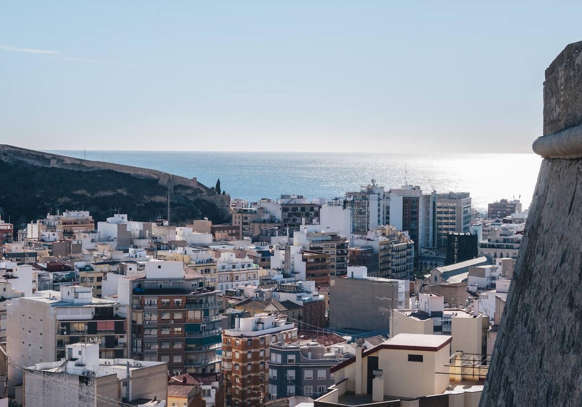 Parapsicología, estafas piramidales y santería: así son las sectas mayoritarias en Alicante