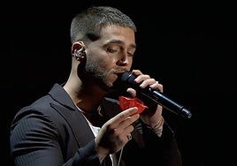 St. Pedro durante su actuación en la segunda semifinal