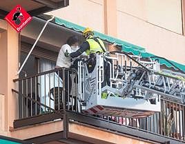 Rescate de los vecinos desalojados en El Campello