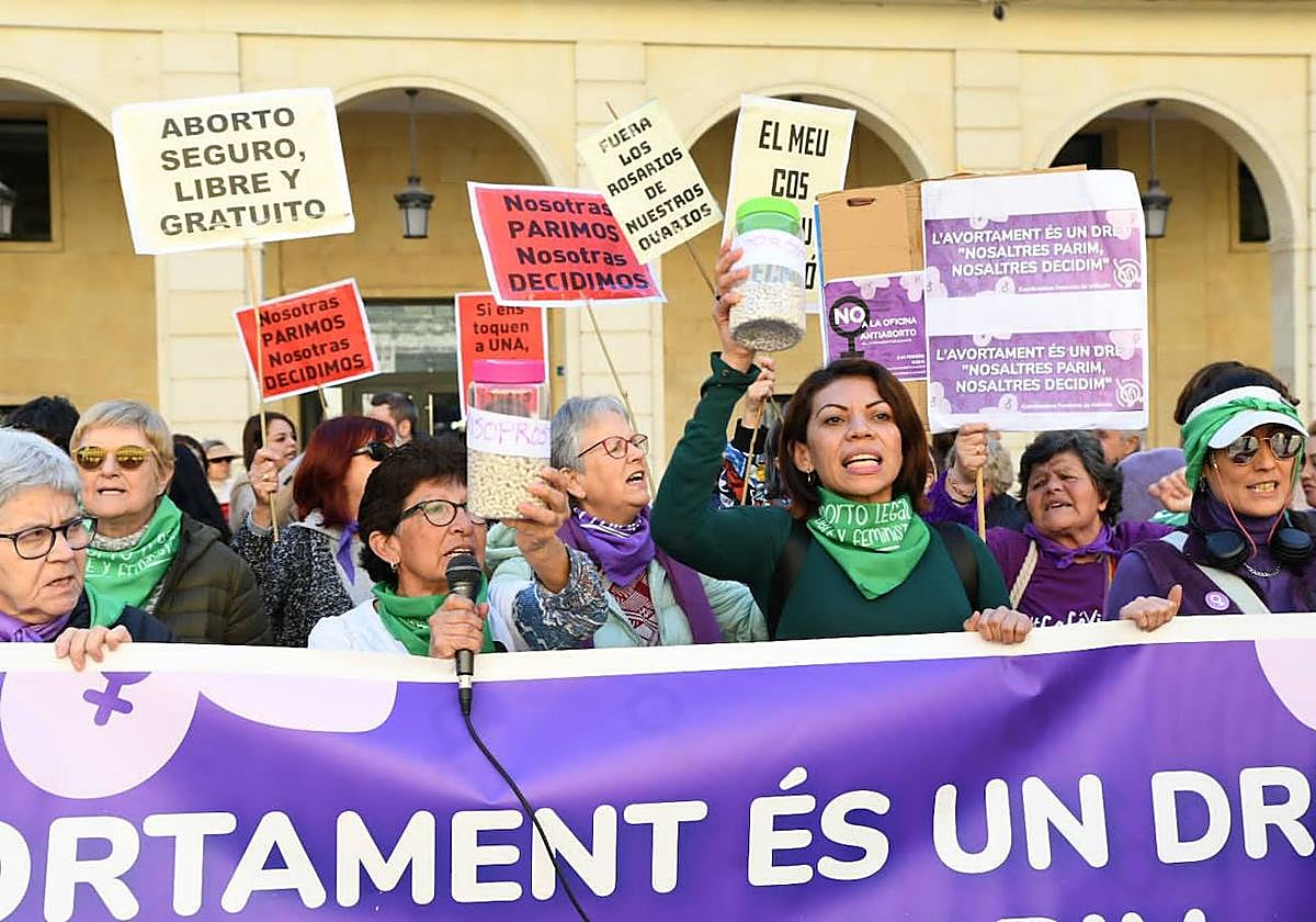 Protesta contra la &#039;oficina antiaborto&#039; de Alicante