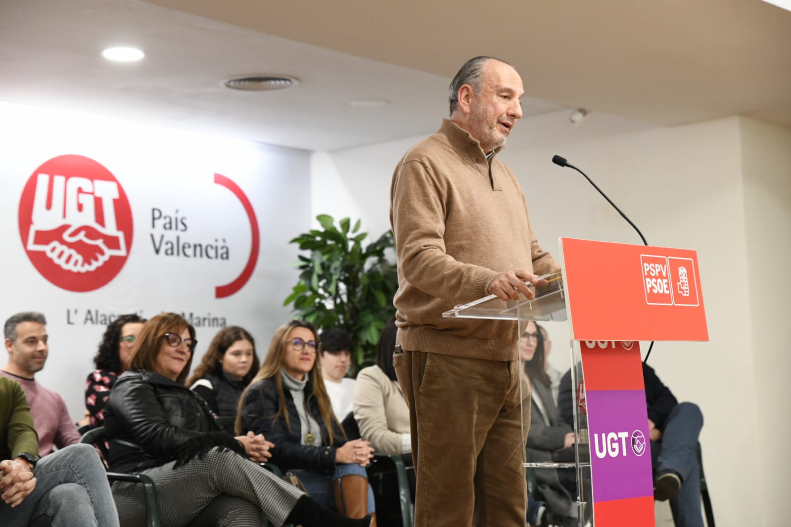 Diana Morant empieza la campaña precongresual en Alicante