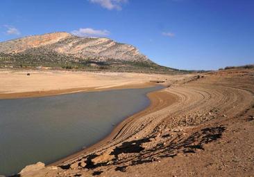 El Segura entra en situación de emergencia