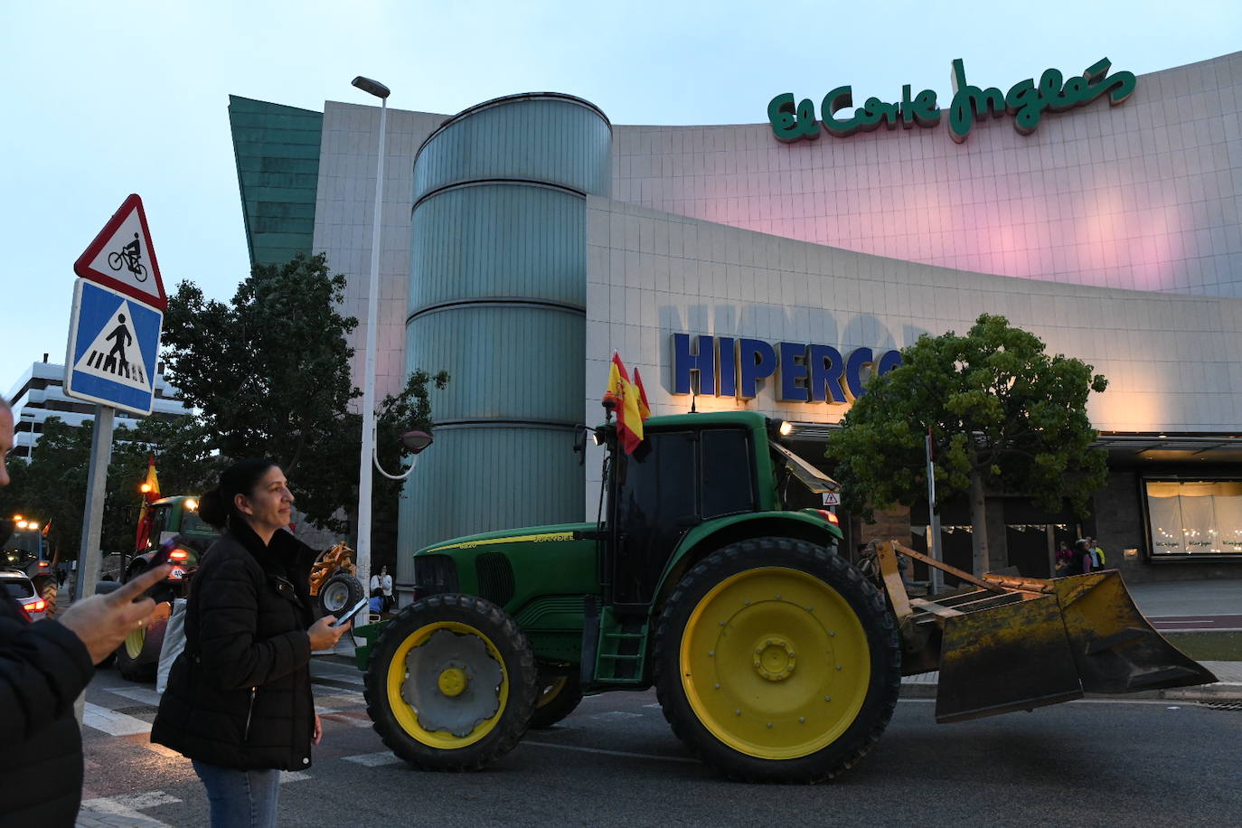 La tractorada de Elche en imágenes