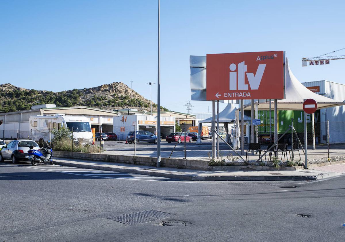 Estación de ITV en el Pla de la Vallonga.