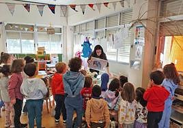 Visita de las biólogas de Terra Natura Benidorm al CEIP San Blas de Alicante.