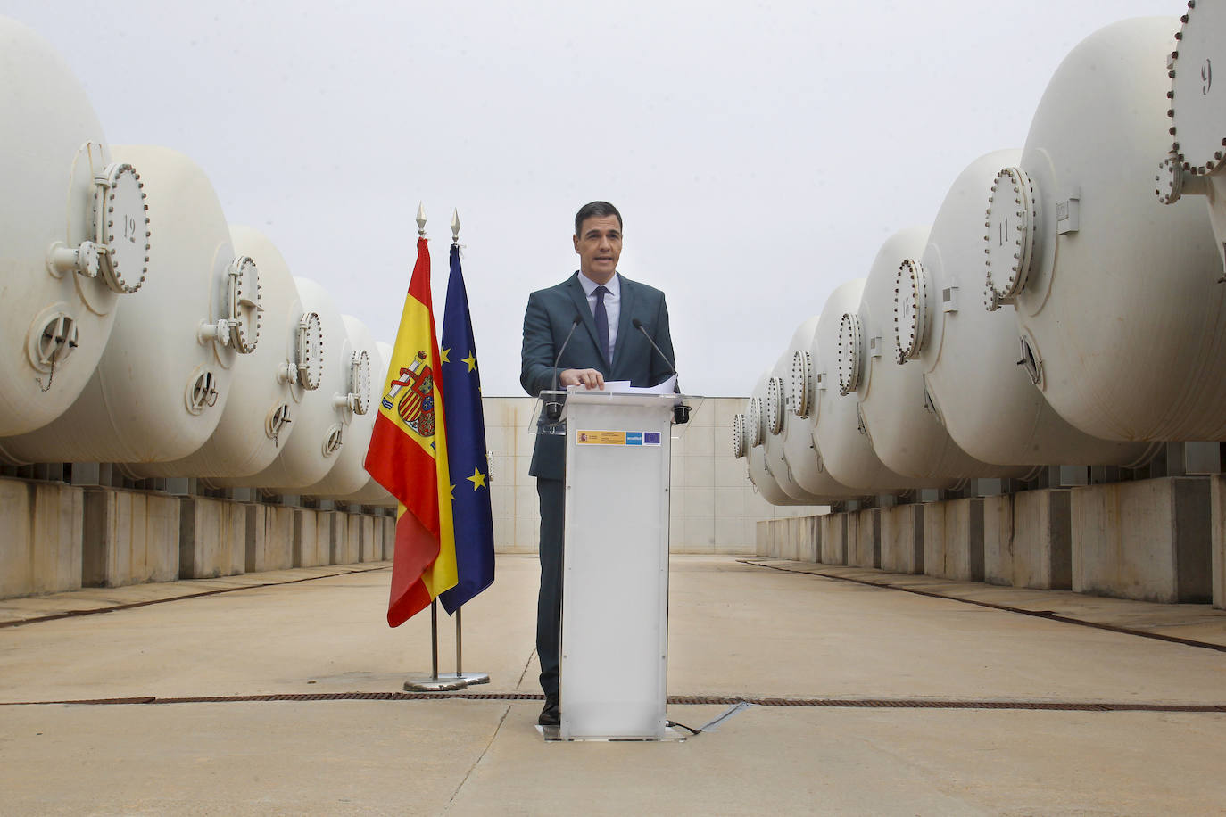 Así ha sido la visita de Pedro Sánchez a la desaladora de Torrevieja
