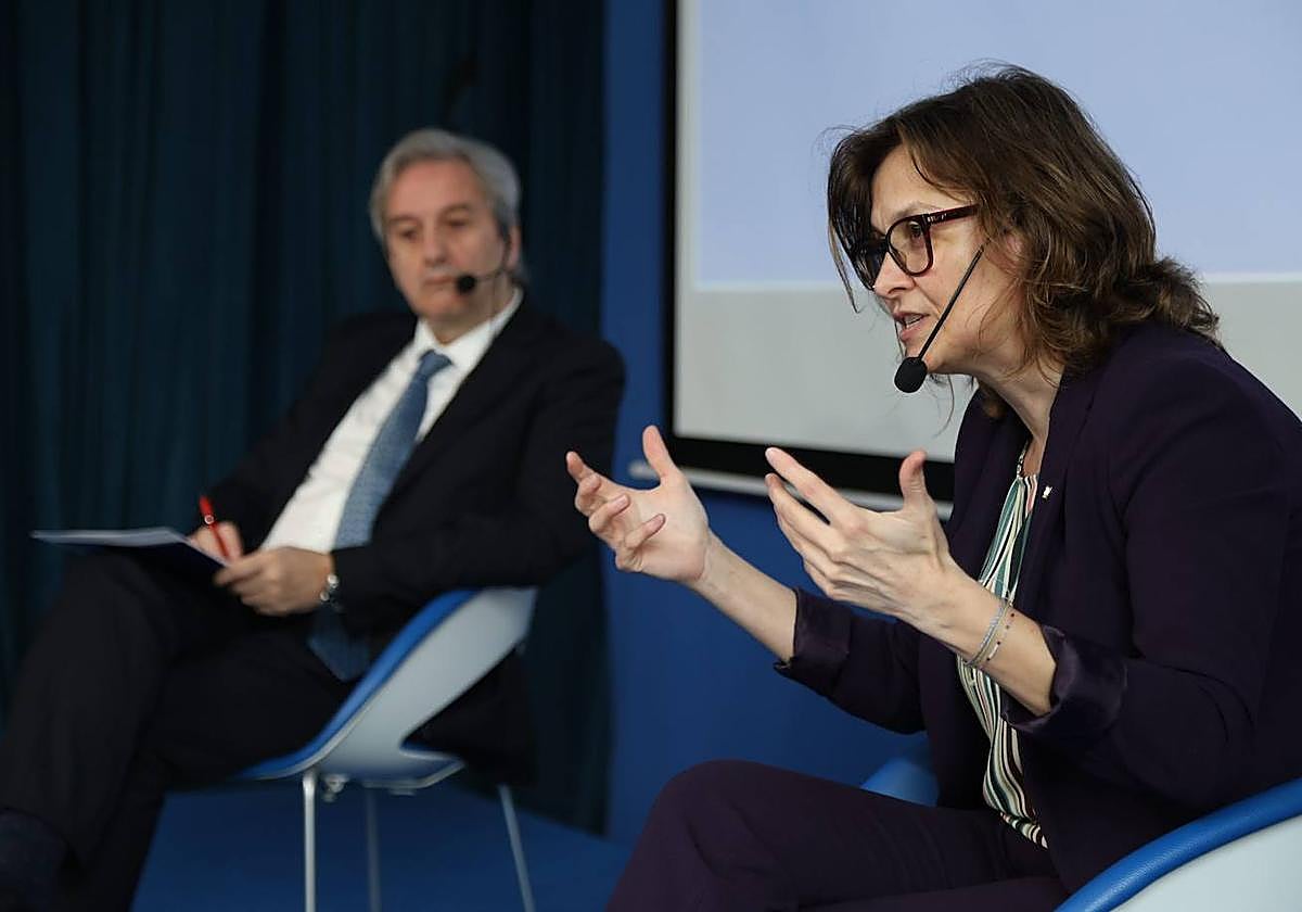Mertxell Serret, en la conferencia en Casa Mediterráneo.