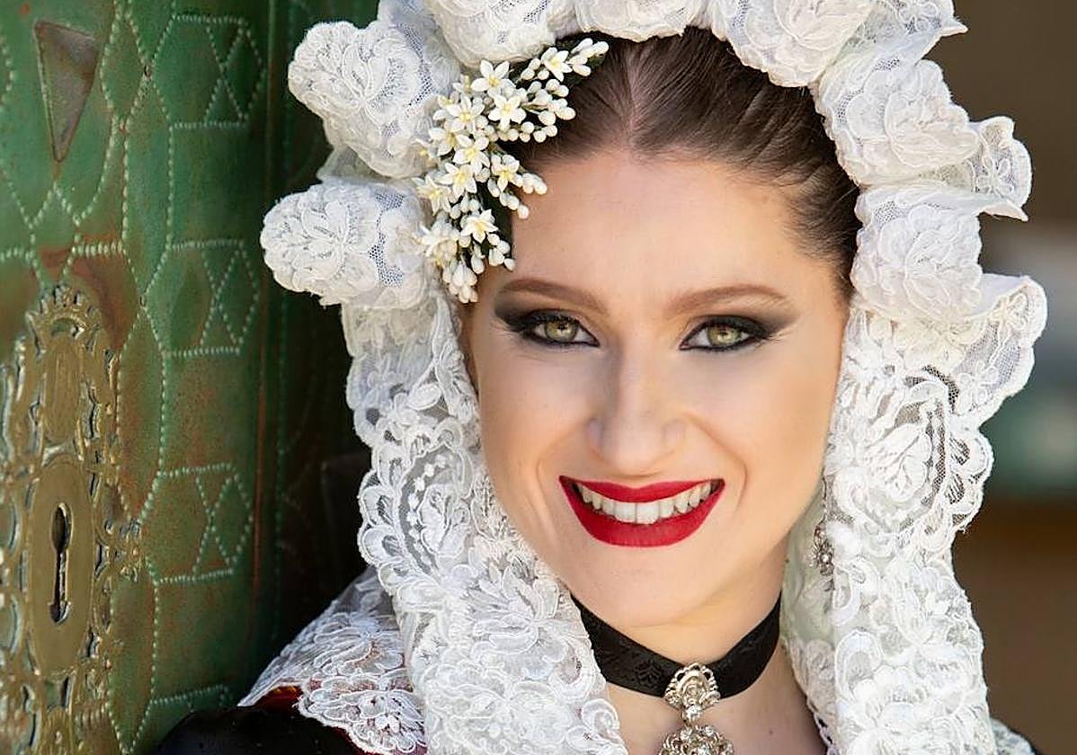 Laura Gallart Barrachina, candidata de Avenida Costablanca Entreplayas.