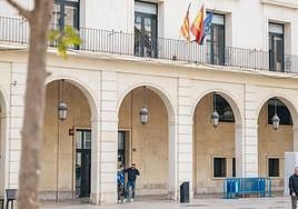 Fachada de la Audiencia Provincial de Alicante.