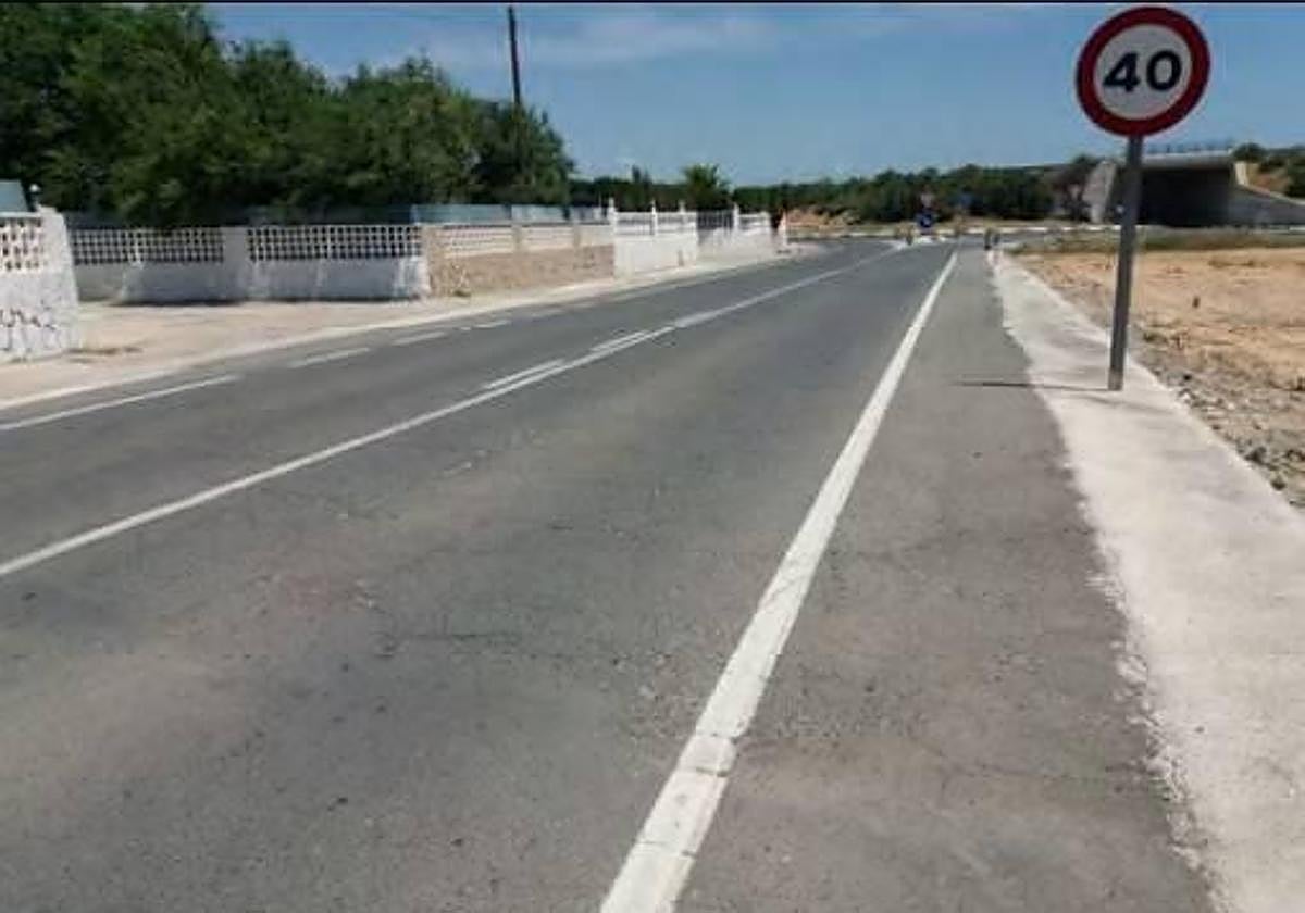 Un tramo de la carretera CV-851 donde ha tenido lugar el choque.