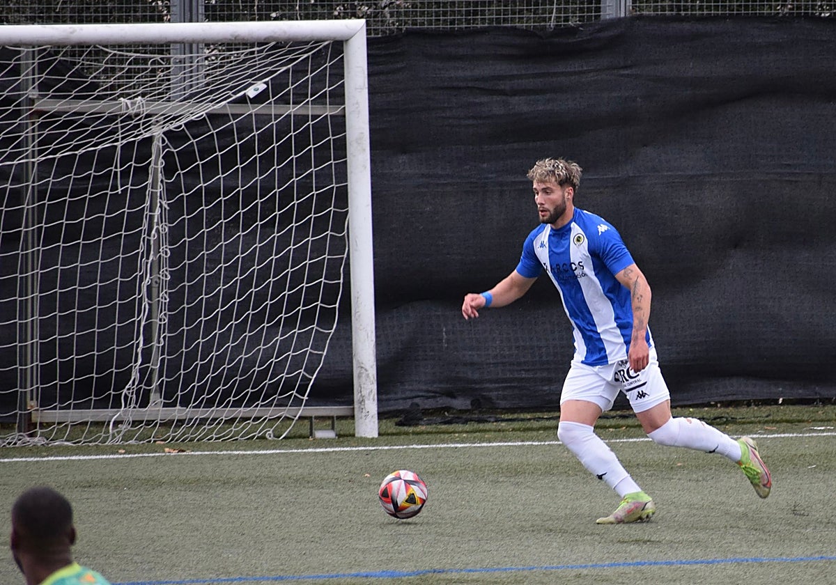 Samu Vázquez, en un lance del encuentro disputado esta tarde en Cerdanyola.