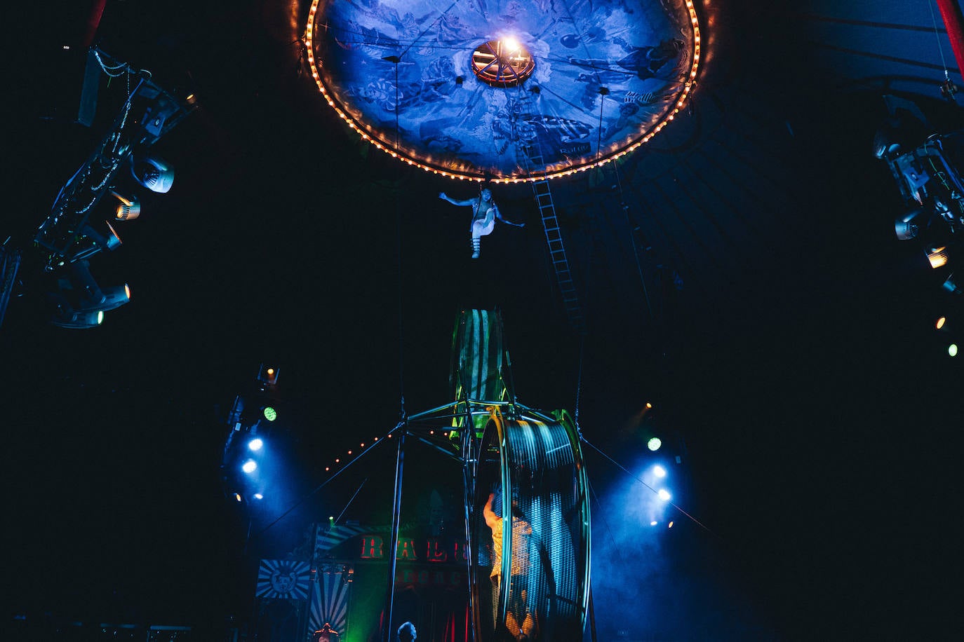 El Circo Raluy Legacy, un oasis de magia, riesgo y humor en Alicante