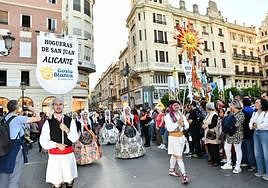 Desfile de las últimas convivencias, en Córdoba.
