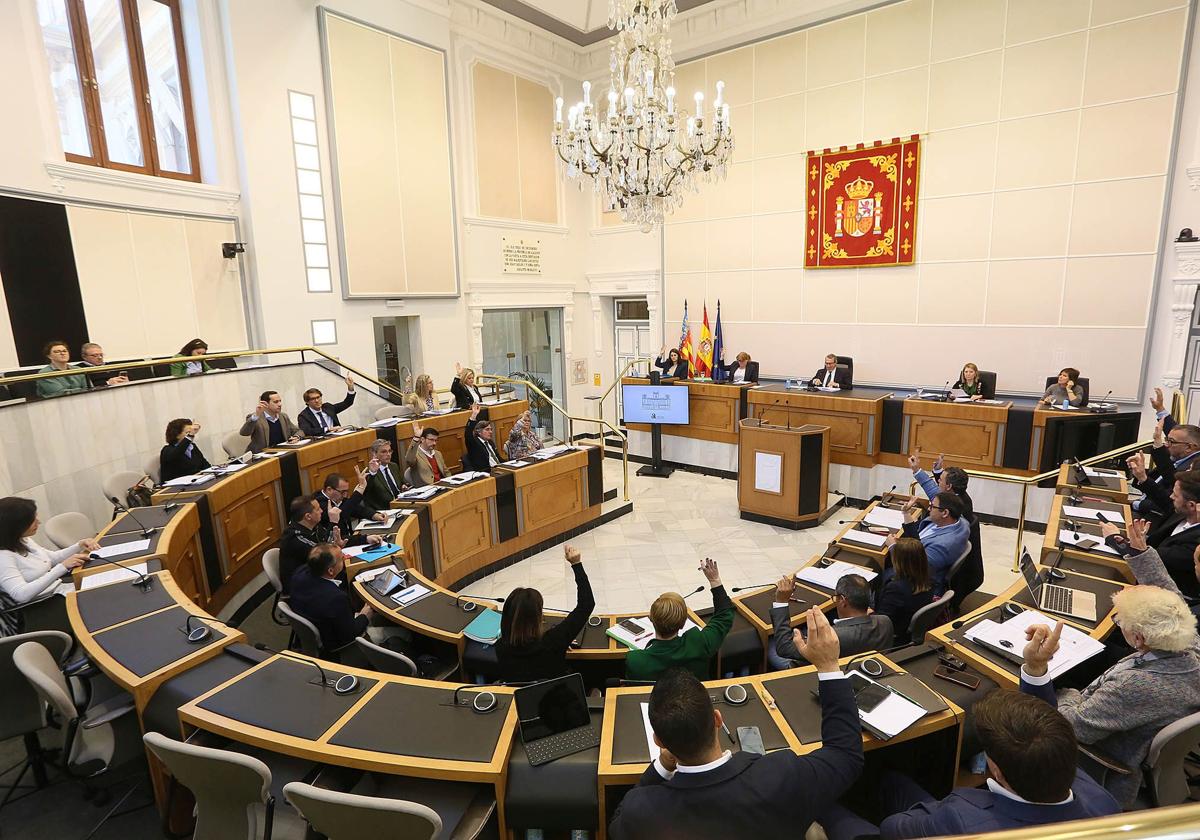 Pleno de la Diputación de Alicante de marzo.