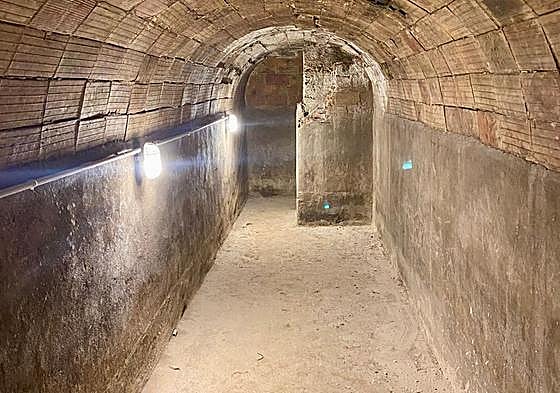 Galería subterránea de la Guerra Civil descubierta en Benalúa Sur.