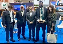 El director del Patronato de Turismo Costa Blanca, José Mancebo, hoteleros de Alicante en la ITB de Berlín.