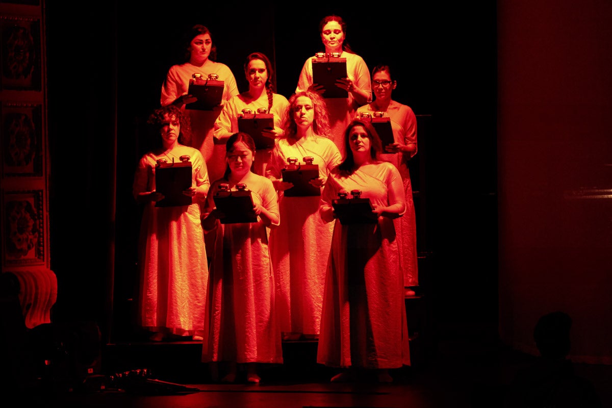 La Fura dels Baus pone a vibrar el Teatro Principal de Alicante con el estreno de &#039;Carmina Burana&#039;