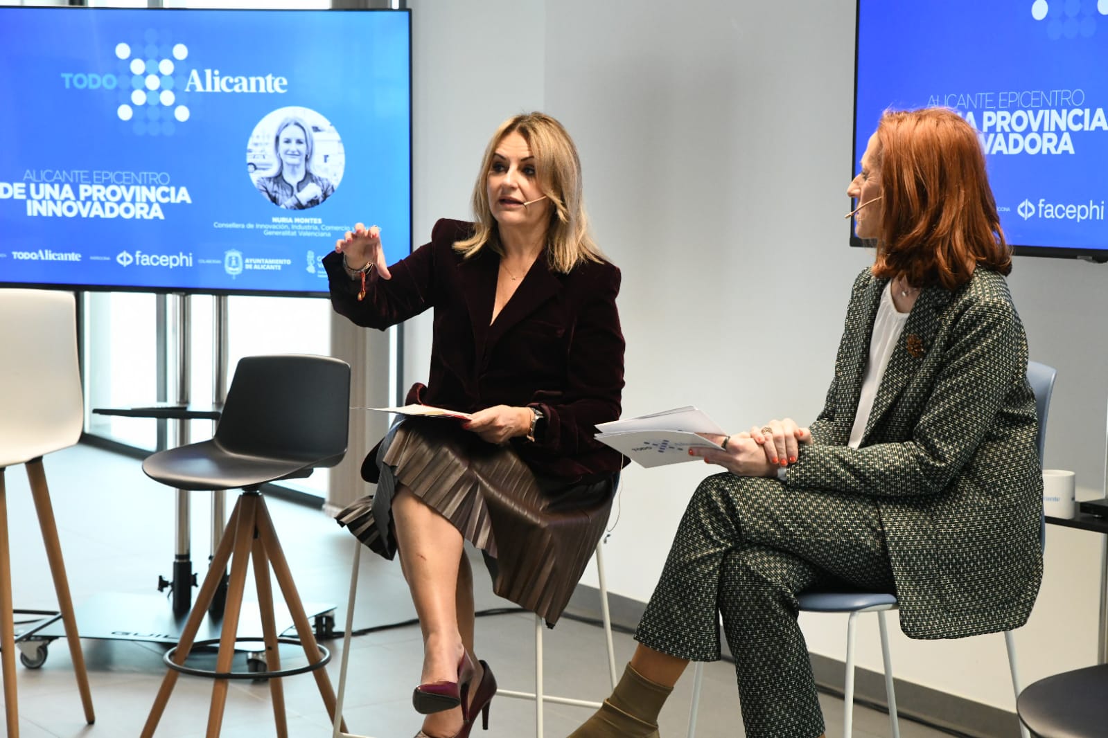 La consellear Nuria Montes en un momento de la entrevista con TodoAlicante.
