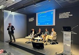 Presentación del libro 'Alcaldes por Europa', este viernes en el Colegio de Arquitectos de Alicante.