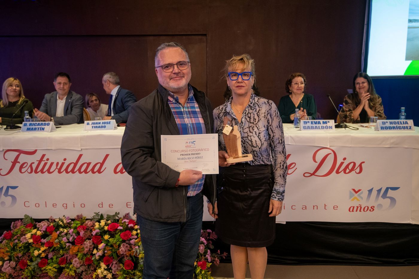 Imagen secundaria 1 - El Colegio de Enfermería de Alicante celebra su 115 aniversario