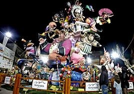 Las fallas de Dénia ya lucen con todo su esplendor