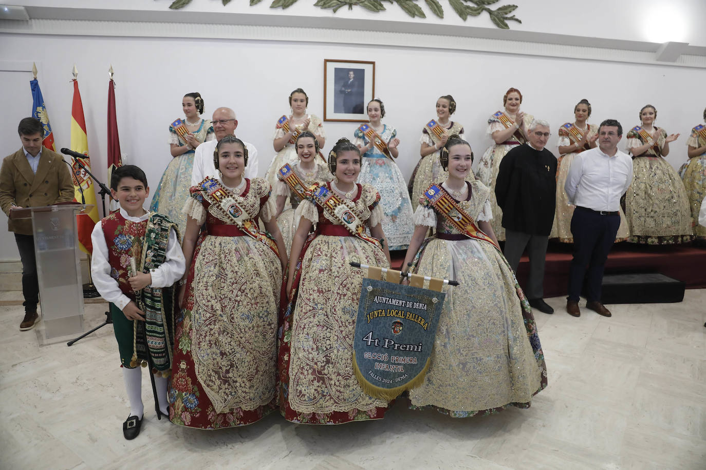 Así han vivido las fallas de Dénia la entrega de premios infantiles