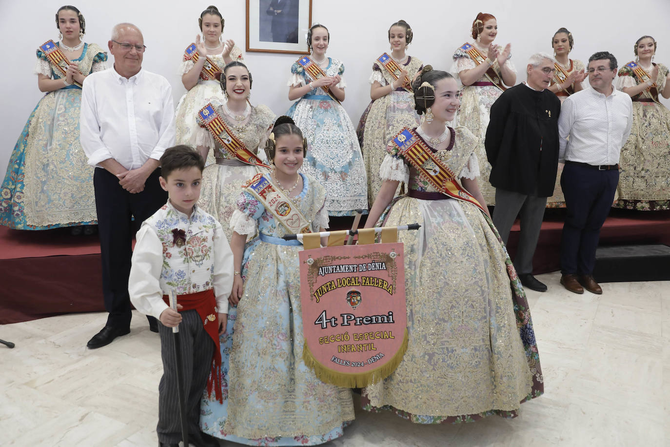 Así han vivido las fallas de Dénia la entrega de premios infantiles